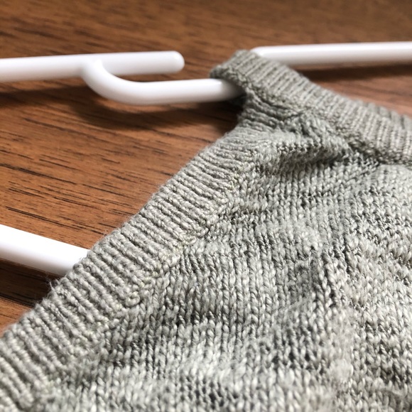 H&M Halter Tank Top - Picture 2 of 2